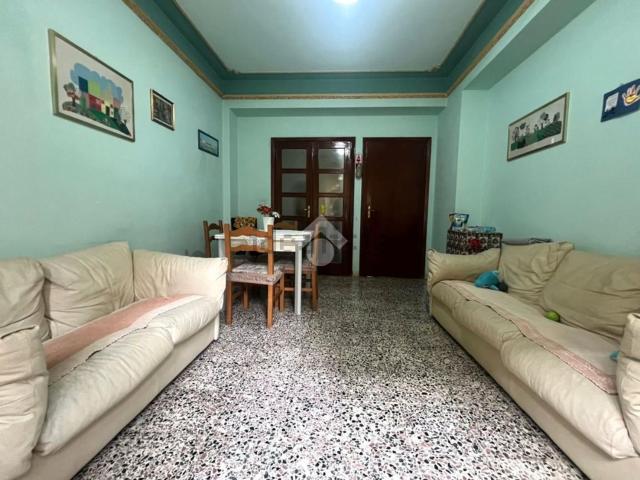 Appartamento in vendita a Calabria, Reggio Calabria