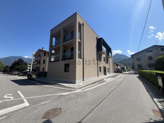 Appartamento in vendita a Morbegno, Lombardia