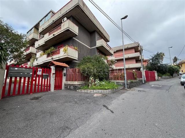 Appartamento in vendita a Gravina Di Catania, Sicilia