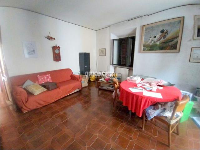 Appartamento in vendita a Vedano Olona, Lombardia