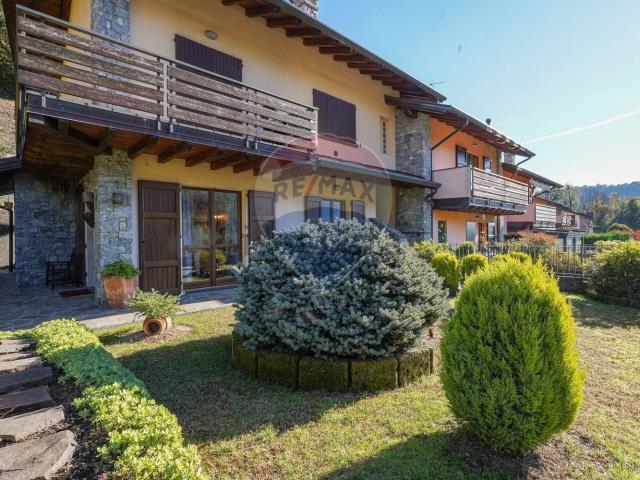 Appartamento in vendita a Sant'omobono Imagna, Lombardia