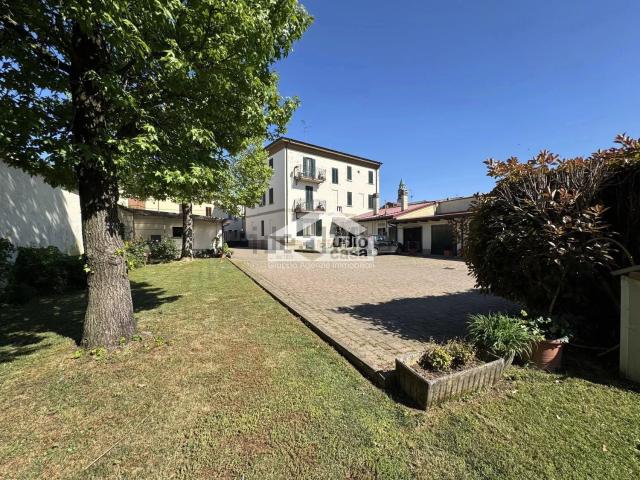 Appartamento in vendita a Cumignano Sul Naviglio, Lombardia