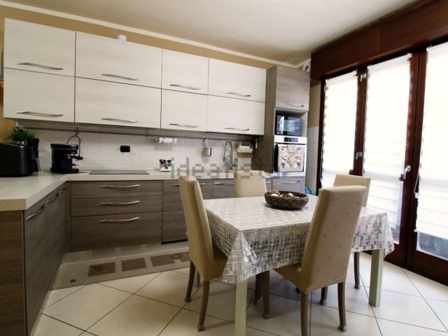 Appartamento in vendita a Marciana, Cascina