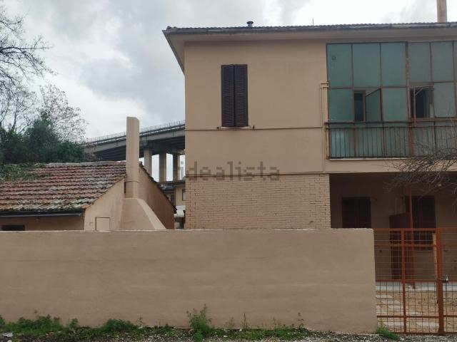 Appartamento in vendita a Borgo Bovio, Terni