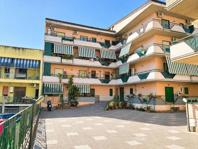 Appartamento in vendita a Scafati, Campania