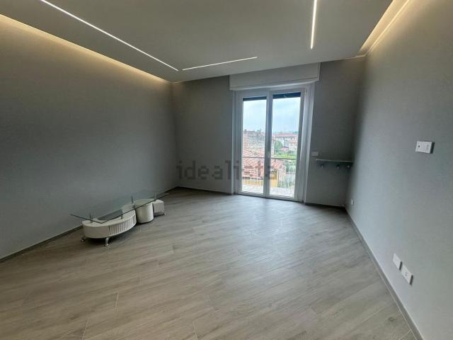 Appartamento in vendita a Porta Milano, Piemonte