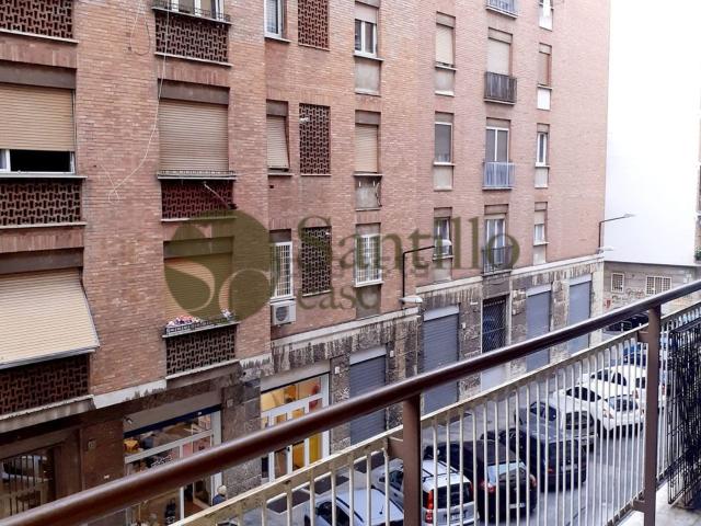 Appartamento in vendita a Municipio Roma VII, Roma Capitale