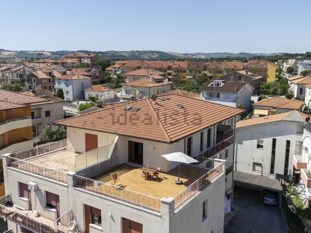 Attico in vendita a Marche, Pesaro E Urbino