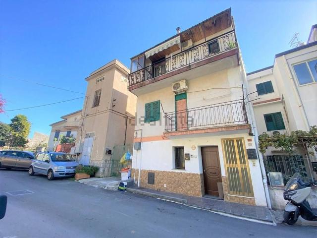 Appartamento in vendita a Villaggio Santa Rosalia, Monreale