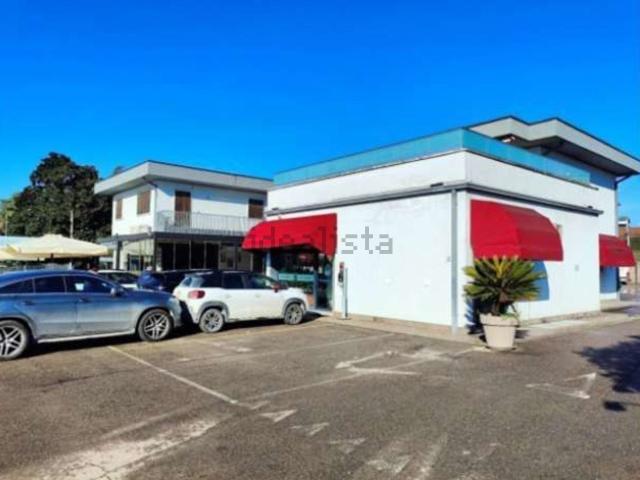 Appartamento in vendita a Peschiera Del Garda, Veneto