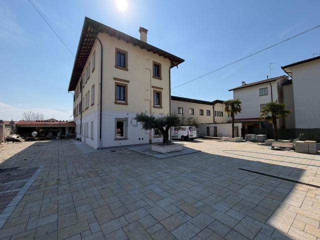 Appartamento in vendita a Cussignacco / Cussignà, Reana Del Roiale