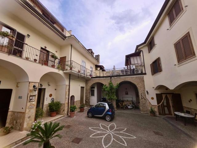 Appartamento in vendita a Succivo, Campania
