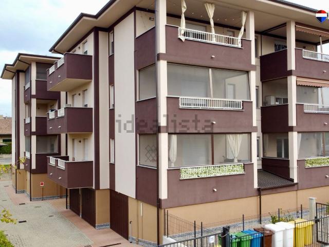 Appartamento in vendita a Siziano, Lombardia