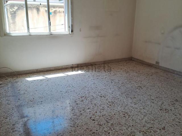 Appartamento in vendita a Paternò, Catania