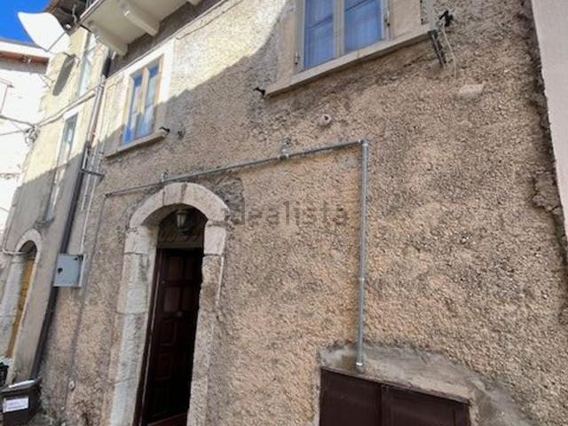 Appartamento in vendita a Rocca Di Mezzo, Abruzzo