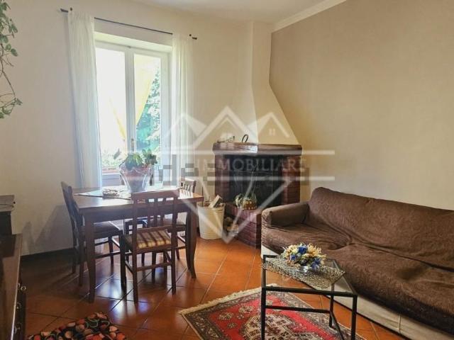Appartamento in vendita a Carrara, Toscana