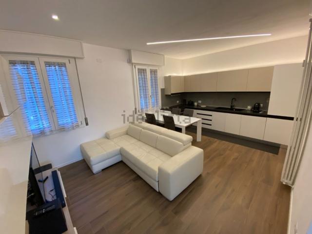 Appartamento in vendita a Centro Storico, Modena