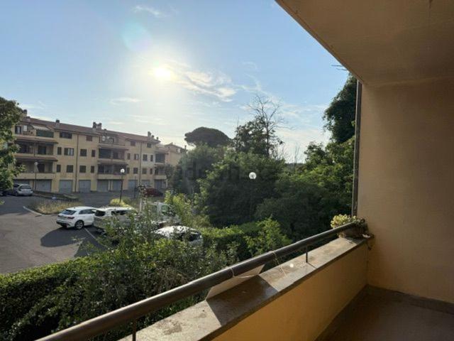 Appartamento in vendita a Capranica, Lazio