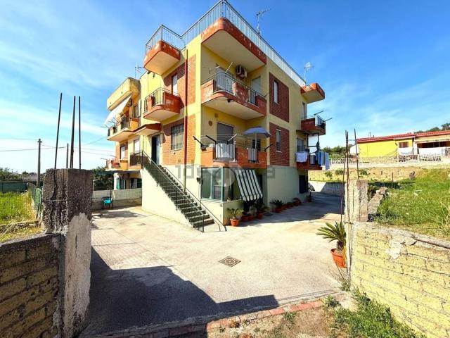 Appartamento in vendita a Bacoli, Campania