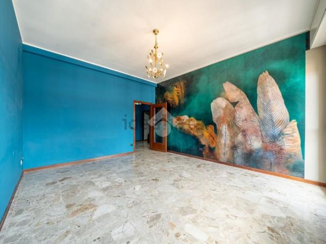 Appartamento in vendita a Re, Reggio Emilia