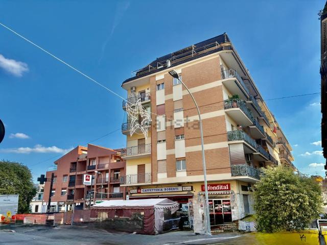 Appartamento in vendita a Guidonia Montecelio, Roma Capitale