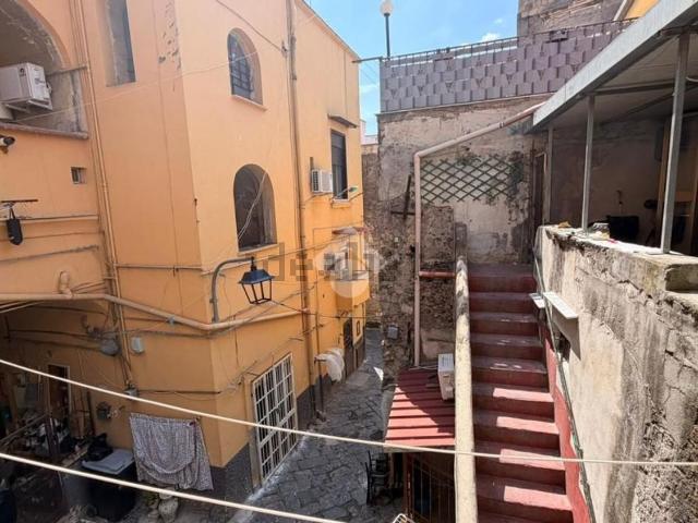 Appartamento in vendita a Ercolano, Campania