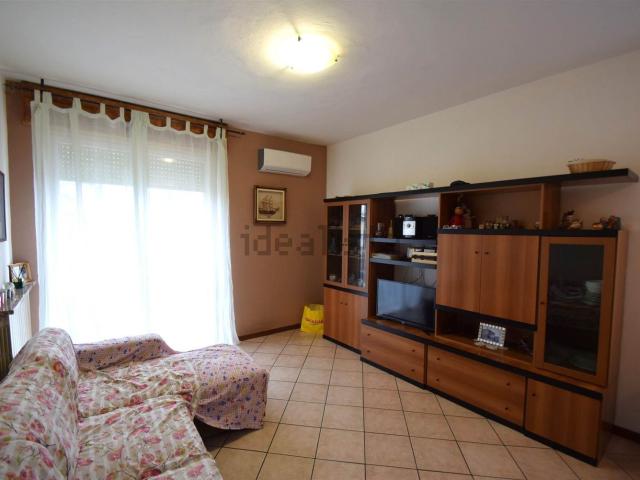 Appartamento in vendita a Carpaneto Piacentino, Reggio Emilia
