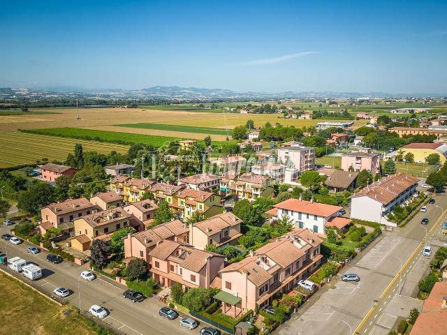 Appartamento in vendita a Nuovo Circondario Imolese, Castel Guelfo Di Bologna