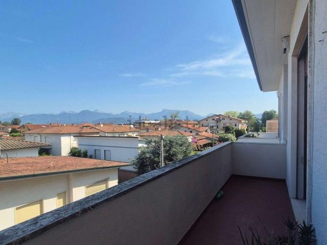 Appartamento in vendita a Viareggio, Toscana