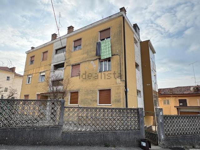 Appartamento in vendita a Monfalcone, Friuli-Venezia Giulia