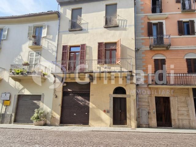 Appartamento in vendita a Porta Casale, Vercelli