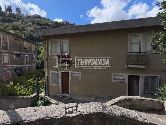 Appartamento in vendita a Altolia, Messina