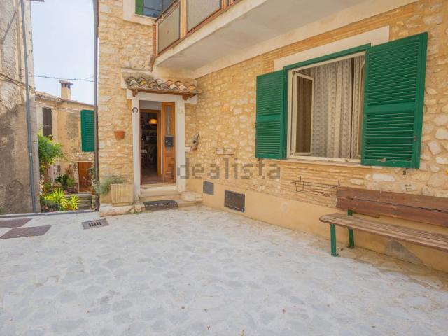Appartamento in vendita a Cottanello, Lazio
