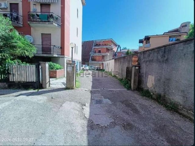 Appartamento in vendita a Cerano, Novara