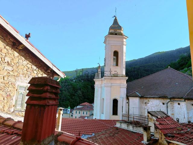 Appartamento in vendita a Baiardo, Liguria