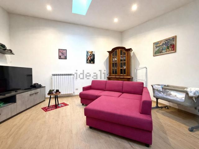 Appartamento in vendita a Vellezzo Bellini, Lombardia