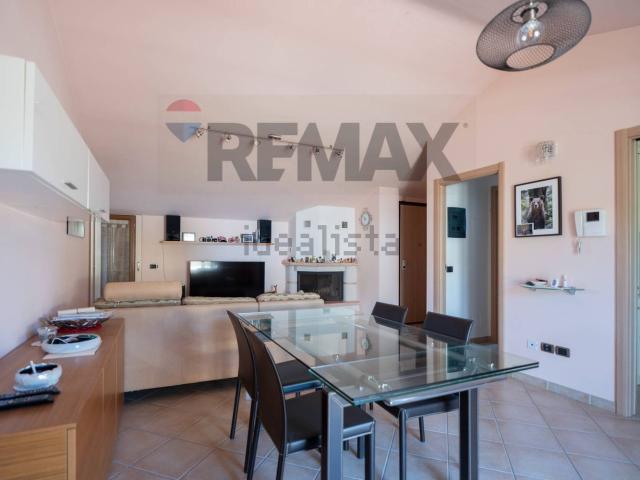 Appartamento in vendita a Macine, Marche