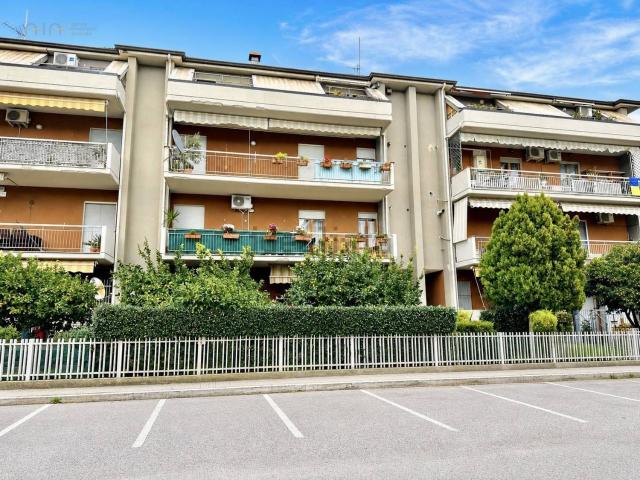 Appartamento in vendita a Sentina, Marche
