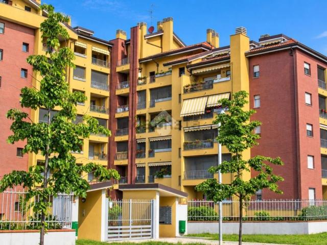 Appartamento in vendita a Quinto de' Stampi, Rozzano