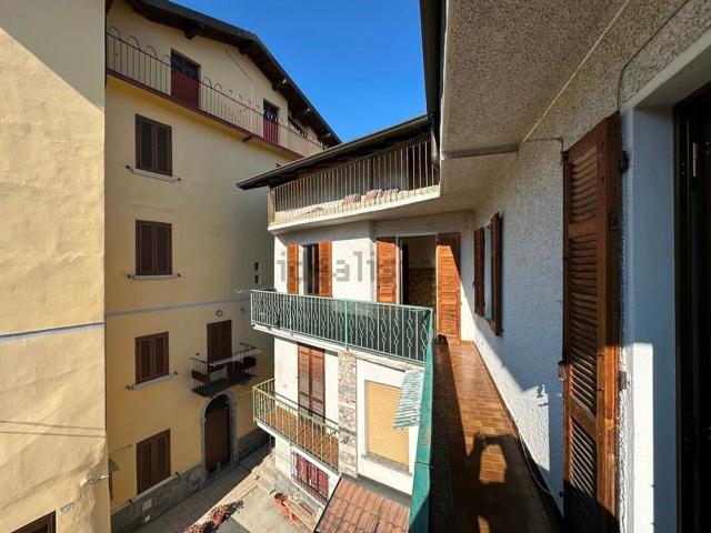 Appartamento in vendita a Sormano, Lombardia