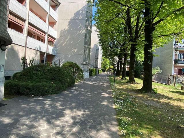 Appartamento in vendita a Sant'Alessandro, Monza