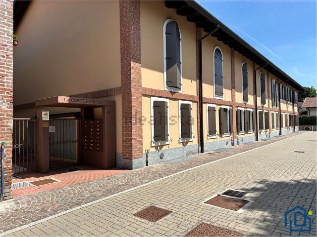 Appartamento in vendita a Buscate, Lombardia