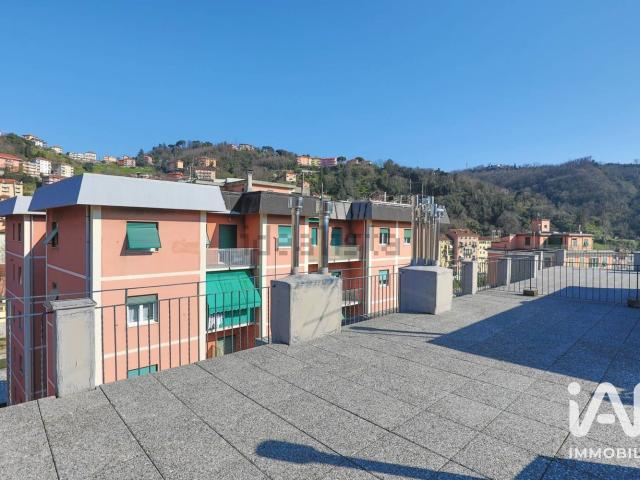 Appartamento in vendita a Val Polcevera, Serra Riccò