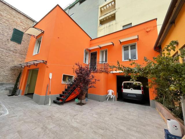 Appartamento in vendita a Marche, Ancona