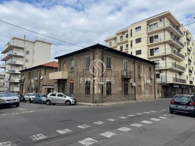 Appartamento in vendita a Calabria, Reggio Calabria
