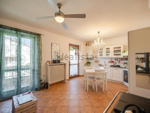 Appartamento in vendita a Cavaion Veronese, Verona
