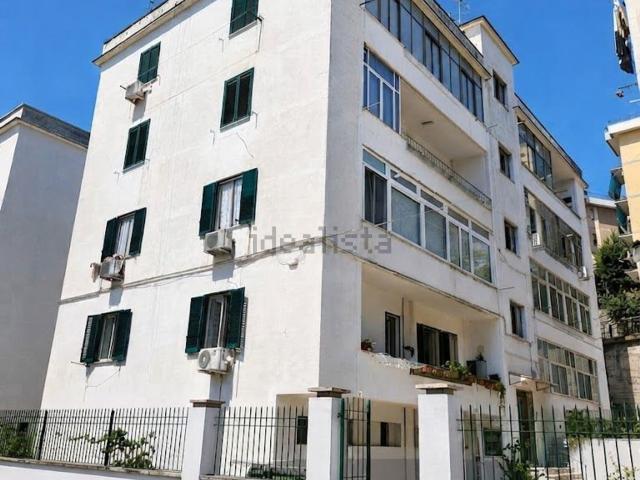 Appartamento in vendita a Salerno, Campania