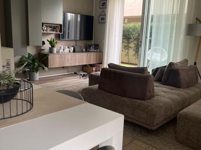 Appartamento in vendita a Barlassina, Lombardia