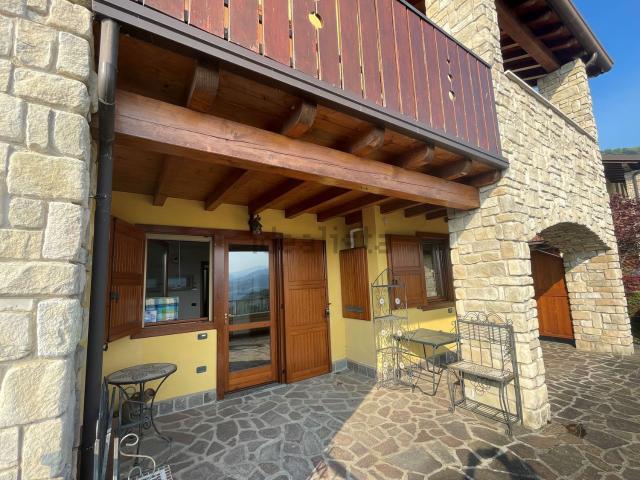 Appartamento in vendita a Portola, Roncola