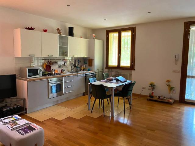 Appartamento in vendita a Tresinaro - Secchia, Re